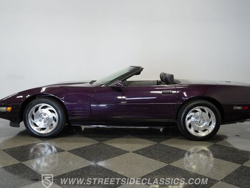 Used 1993 Chevrolet Corvette Convertible image 7
