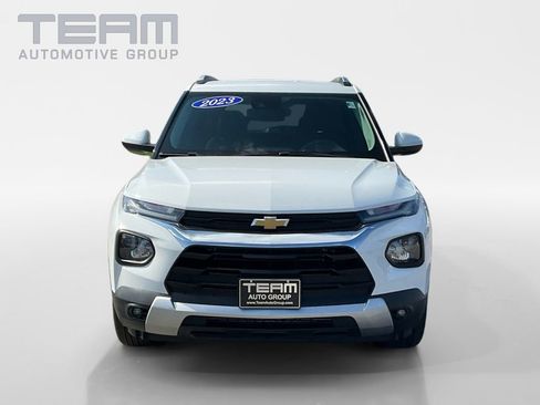 Used 2023 Chevrolet TrailBlazer LT image 2