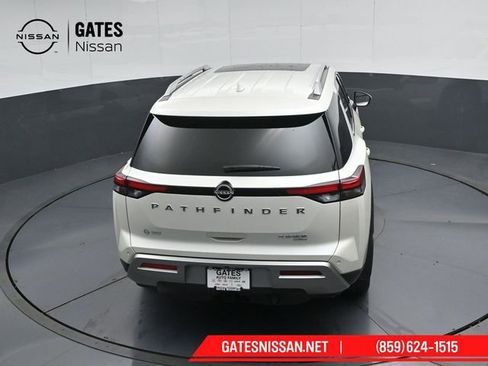 Used 2024 Nissan Pathfinder Platinum AWD/4WD image 50