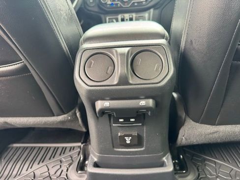 Used 2021 Jeep Wrangler Unlimited Sahara w/ Dual Top Group image 25