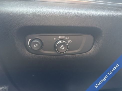 Used 2022 Chevrolet Traverse Premier w/ LPO, Floor Liner Package image 18