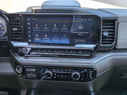 Used 2023 Chevrolet Silverado 1500 LTZ AWD/4WD image 18