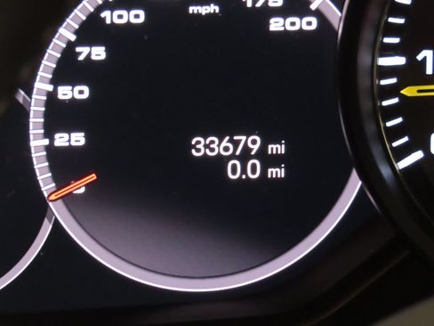 Certified 2022 Porsche Cayenne Turbo GT AWD/4WD image 17