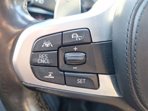 Used 2019 BMW 540i w/ M Sport Package image 21