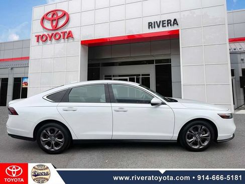 Used 2023 Honda Accord EX image 4