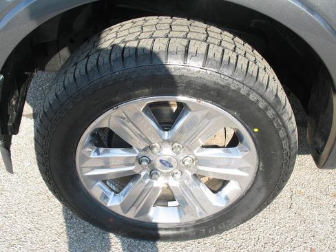Used 2019 Ford F150 Lariat w/ Equipment Group 502A Luxury AWD/4WD image 75