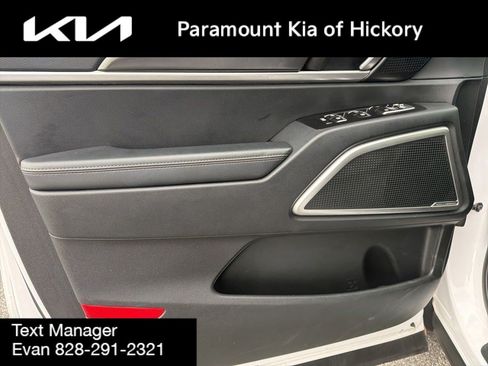 Used 2025 Kia Telluride S AWD/4WD image 17