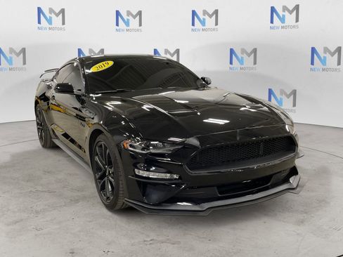 Used 2019 Ford Mustang GT Premium w/ Equipment Group 401A image 7