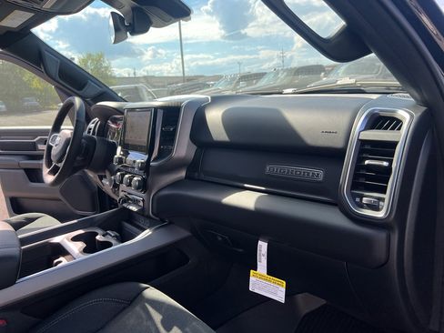 New 2026 RAM 1500 Big Horn AWD/4WD image 12