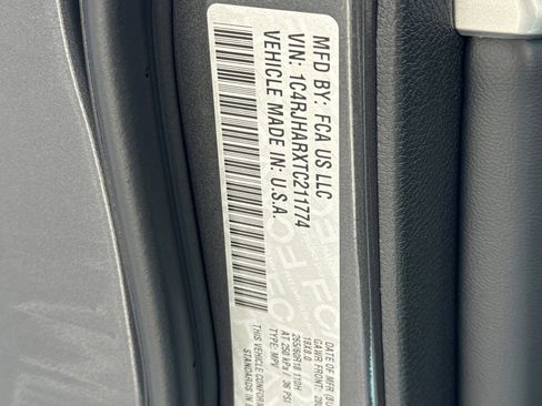New 2026 Jeep Grand Cherokee 4WD image 28