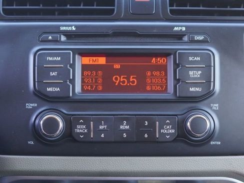 Used 2014 Kia Rio LX image 23