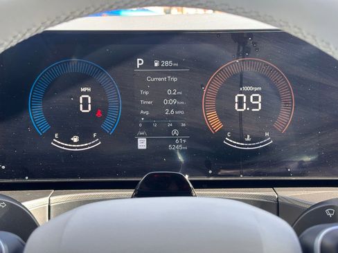 Certified 2025 Hyundai Santa Fe SEL image 27