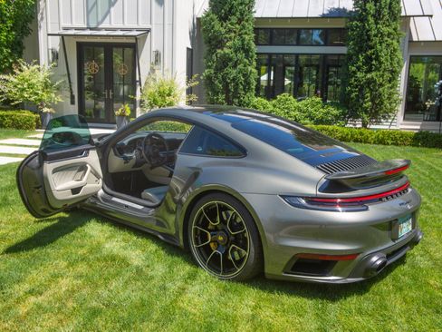 Used 2021 Porsche 911 Turbo S AWD/4WD image 16