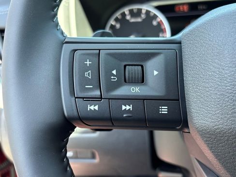 New 2026 Nissan Rogue SV FWD image 15