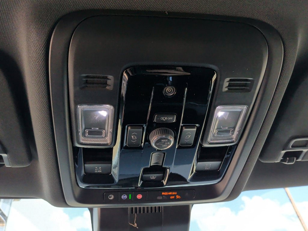 New 2026 Chevrolet Tahoe High Country AWD/4WD image 22