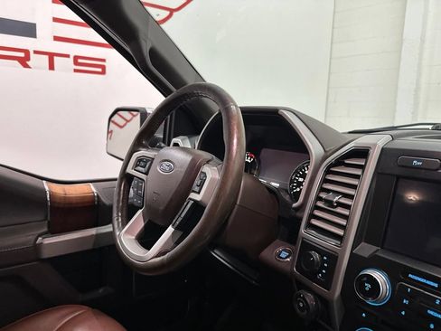 Used 2018 Ford F150 King Ranch w/ Equipment Group 601A Luxury AWD/4WD image 58