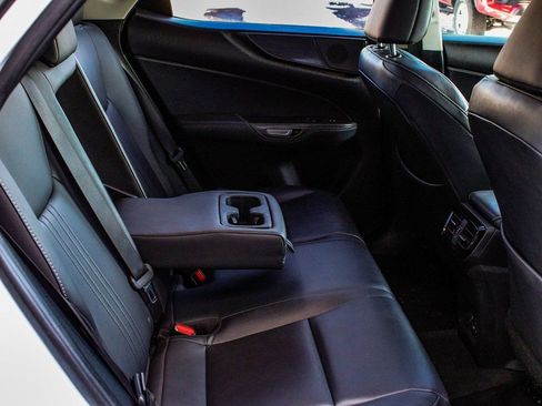 Used 2022 Lexus NX 350 AWD image 36