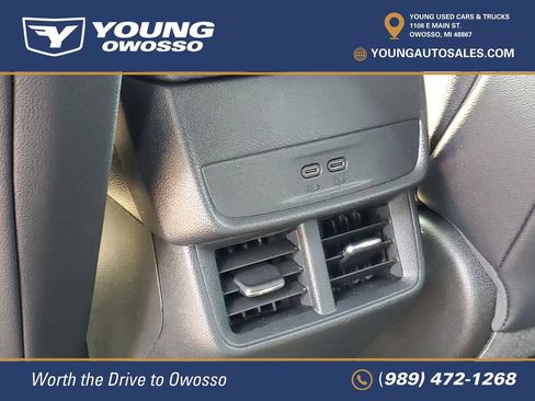 Certified 2026 Chevrolet Equinox LT w/ Convenience Package II AWD/4WD image 31