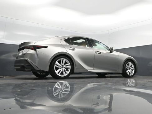 Used 2023 Lexus IS 300 w/ Comfort Package image 42