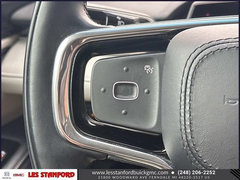 Used 2024 Lincoln Nautilus Premier AWD/4WD image 24