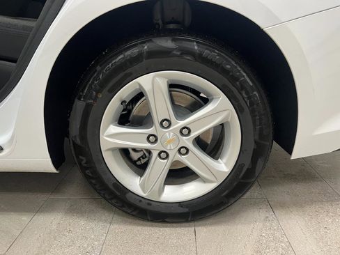 Used 2023 Chevrolet Malibu LT FWD image 49