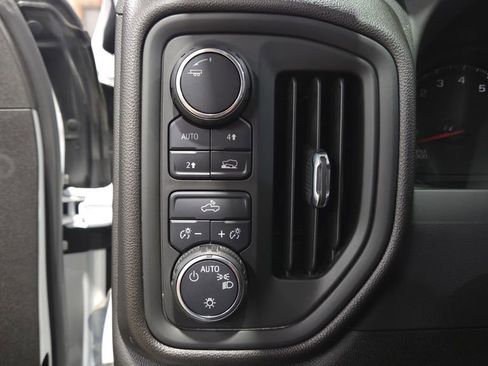 Used 2023 Chevrolet Silverado 1500 W/T w/ WT Value Package AWD/4WD image 9