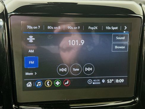 Used 2023 Chevrolet Traverse LT image 14