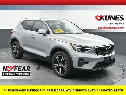 Used 2025 Volvo XC40 B5 Core