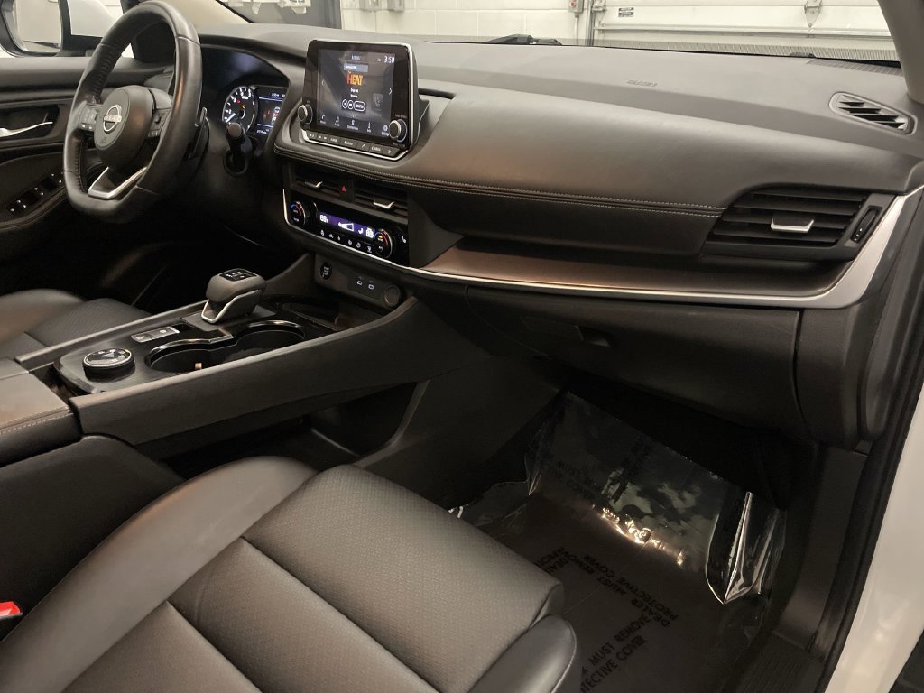 Used 2024 Nissan Rogue SV w/ SV Premium Package AWD/4WD image 22