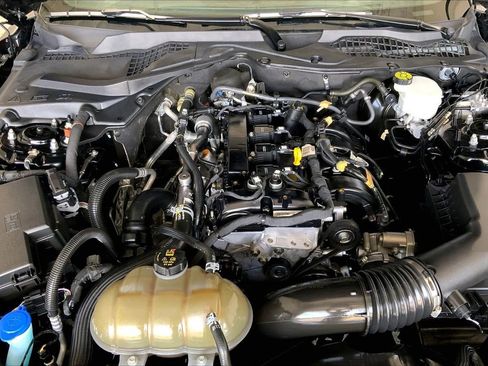 Used 2022 Ford Mustang Coupe w/ Equipment Group 101A RWD image 8