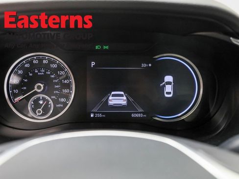 Used 2022 Genesis G70 3.3T image 18