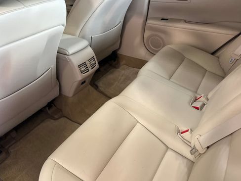 Used 2013 Lexus ES 300h w/ Premium Pkg FWD image 5