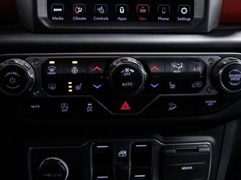 Used 2021 Jeep Wrangler Unlimited Rubicon image 29