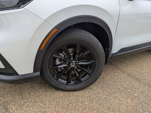 Certified 2025 Honda CR-V Sport image 9