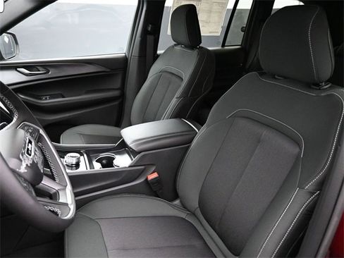 New 2025 Jeep Grand Cherokee Laredo X w/ Luxury Tech Group I image 13