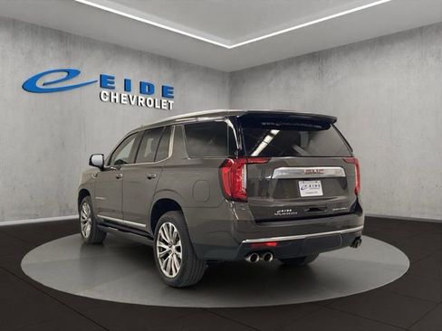 Used 2021 GMC Yukon Denali w/ Denali Premium Package AWD/4WD image 6