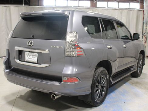 Used 2022 Lexus GX 460 Premium w/ Premium Plus Package AWD/4WD image 18