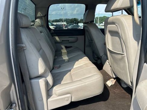 Used 2007 Chevrolet Silverado 1500 LT w/ 1LT Convenience Package RWD image 14