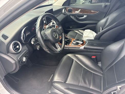 Used 2015 Mercedes-Benz C 300 4MATIC Sedan image 6
