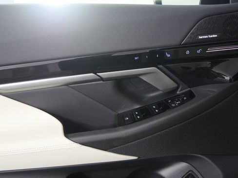 New 2026 BMW 530i image 9