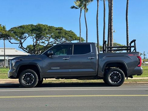 Used 2023 Toyota Tundra Limited image 2