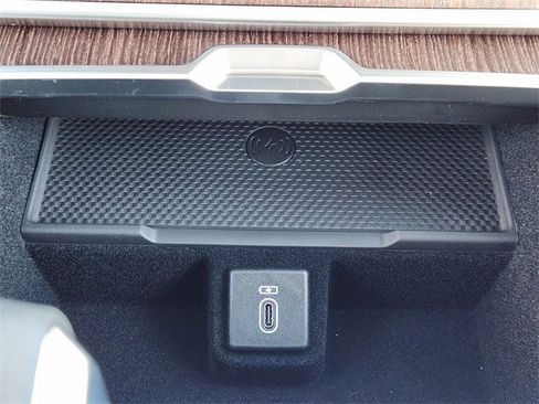 New 2026 Land Rover Range Rover SE image 14