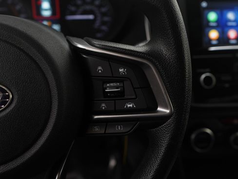 Used 2020 Subaru Crosstrek 2.0i image 18