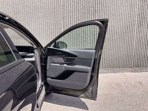 New 2026 Lincoln Nautilus Premier AWD/4WD image 23
