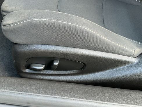 Used 2023 Chevrolet Camaro LT RWD image 17