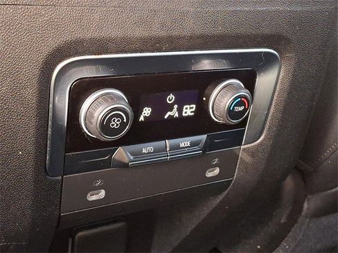 Certified 2021 Chevrolet Suburban RST image 10