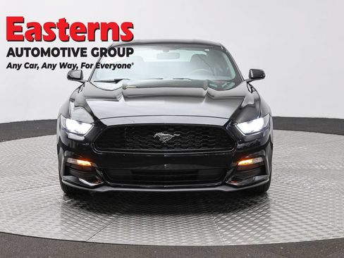 Used 2017 Ford Mustang Coupe RWD image 2