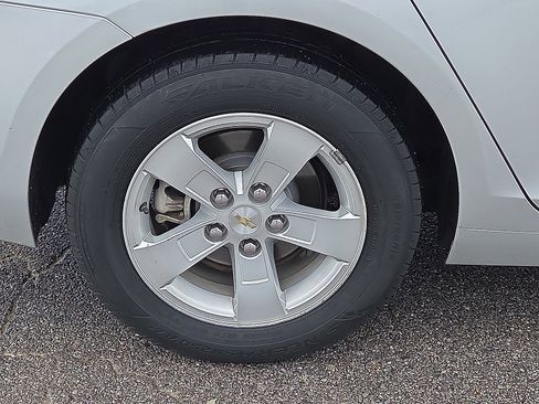 Used 2014 Chevrolet Malibu LS image 7