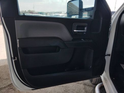 Used 2018 Chevrolet Silverado 3500 2WD Regular Cab image 14