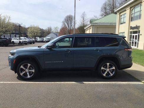 New 2026 Jeep Grand Cherokee L Limited AWD/4WD image 4